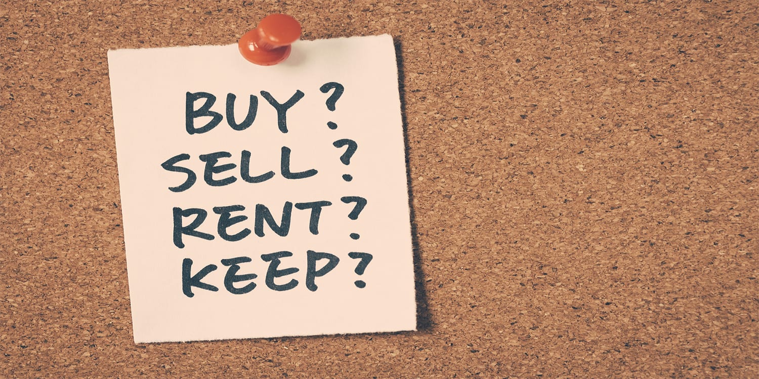 Real estate investor not deciding between renting and flipping.